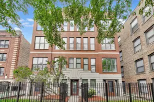 4720 S Woodlawn Ave, Chicago, IL 60615 - Photo 1