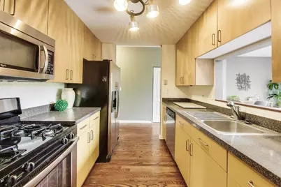 4720 S Woodlawn Avenue #D, Chicago, IL 60615 - Photo 5