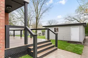 5232 Greenwood St, Skokie, IL 60077 - Photo 29