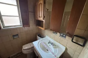 11624 S Bishop St, Chicago, IL 60643 - Photo 7