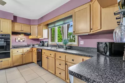 2501 S Vaupell Drive, McHenry, IL 60051 - Photo 11