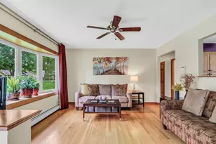 2501 S Vaupell Dr, McHenry, IL 60051 - Photo 5