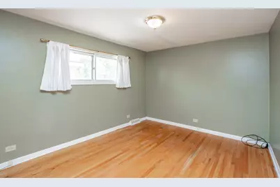[Address not provided], Forest Park, IL 60130 - Photo 17