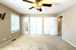 129 Rumsey Pl, Westmont, IL 60559 - Photo 11