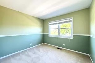 129 Rumsey Pl, Westmont, IL 60559 - Photo 13