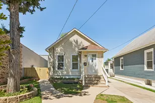 700 Villa St, Elgin, IL 60120 - Photo 1