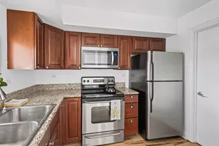 11 Foxcroft Rd, Naperville, IL 60565 - Photo 11