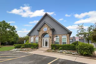 11 Foxcroft Rd, Naperville, IL 60565 - Photo 33