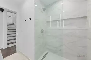 607 S Cedar Ave, Elmhurst, IL 60126 - Photo 23