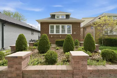 1715 Hartrey Avenue, Evanston, IL 60201 - Photo 1
