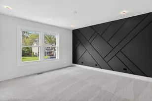 1818 Hawk Ln, Elk Grove Village, IL 60007 - Photo 11