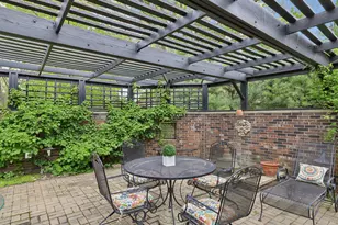28W521 Purnell Rd, West Chicago, IL 60185 - Photo 7