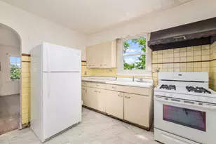 4438 N Narragansett Ave, Harwood Heights, IL 60706 - Photo 7
