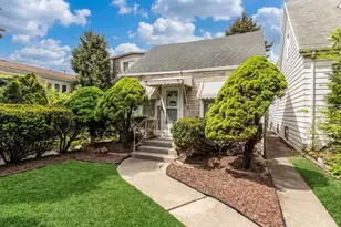 4438 N Narragansett Ave, Harwood Heights, IL 60706 - Photo 1