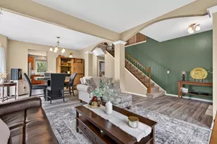 3350 Moraine Dr, Aurora, IL 60506 - Photo 7