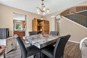 3350 Moraine Dr, Aurora, IL 60506 - Photo 9