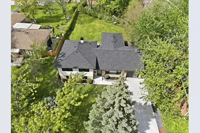 1602 W Willow Lane, Mount Prospect, IL 60056 - Photo 3