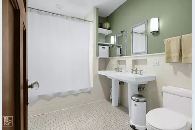 229 S Ridgeland Avenue, Oak Park, IL 60302 - Photo 17