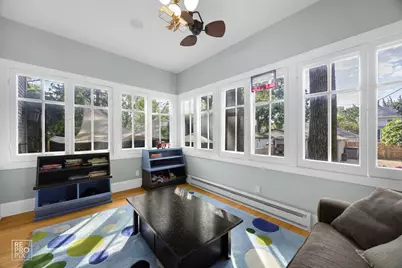 229 S Ridgeland Avenue, Oak Park, IL 60302 - Photo 9
