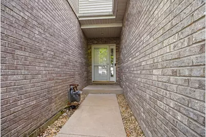 2211 Autumn Lane, Dekalb, IL 60115 - Photo 45