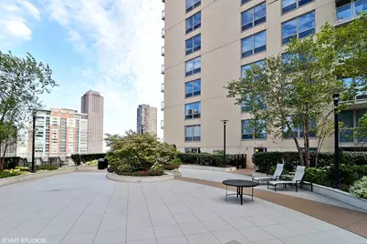 420 E Waterside Drive #4414, Chicago, IL 60601 - Photo 23