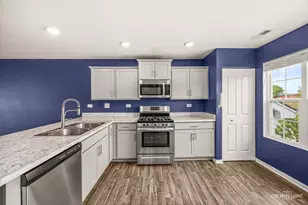 2447 Upland Rd, Pingree Grove, IL 60140 - Photo 9