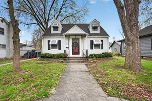 756 Douglas St, Morris, IL 60450 - Photo 1