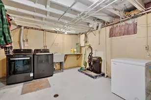 756 Douglas St, Morris, IL 60450 - Photo 21