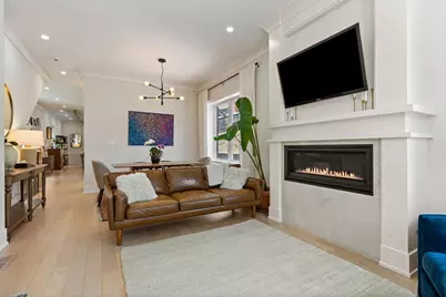 2112 W Haddon Avenue #1, Chicago, IL 60622 - Photo 5