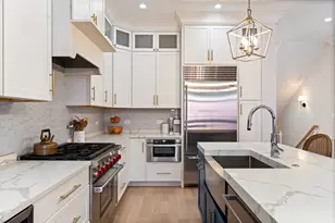 2112 W Haddon Ave, Chicago, IL 60622 - Photo 11
