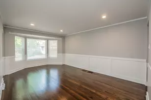 8043 S Yale Ave, Chicago, IL 60620 - Photo 3