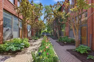 2226 N Racine Ave, Chicago, IL 60614 - Photo 3