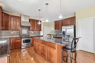 2786 Connolly Ln, West Dundee, IL 60118 - Photo 7