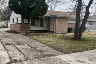 103 Shabbona Dr, Park Forest, IL 60466 - Photo 1