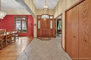 6911 Prairie Dr, Spring Grove, IL 60081 - Photo 5