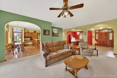 6911 Prairie Drive, Spring Grove, IL 60081 - Photo 9