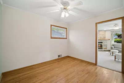 7727 N Oconto Avenue, Niles, IL 60714 - Photo 17