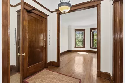 207 Hamilton Street #3, Evanston, IL 60202 - Photo 3