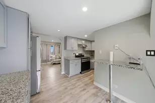 20 Ottawa Ct, Justice, IL 60458 - Photo 11