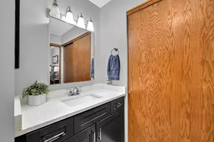 1420 Woodbridge Rd, Joliet, IL 60436 - Photo 15