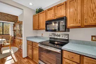 1420 Woodbridge Rd, Joliet, IL 60436 - Photo 9