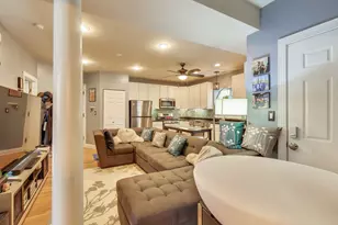 6813 N Lakewood Ave, Chicago, IL 60626 - Photo 13