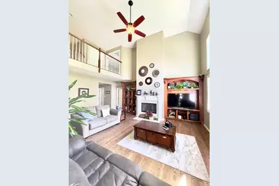 2404 Comstock Court, Naperville, IL 60564 - Photo 9