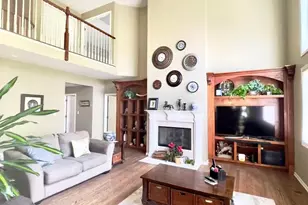 2404 Comstock Ct, Naperville, IL 60564 - Photo 9