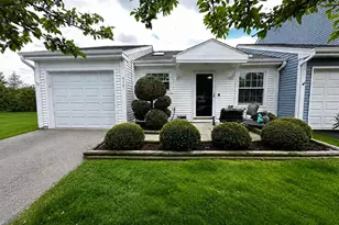 3321 Greenwich Ln, Island Lake, IL 60042 - Photo 1