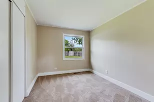 209 S Reed St, Joliet, IL 60436 - Photo 7
