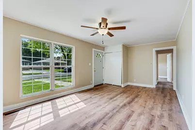 209 S Reed Street, Joliet, IL 60436 - Photo 3