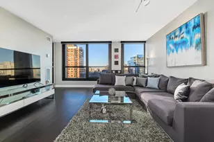 1030 N State St, Chicago, IL 60610 - Photo 5