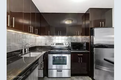 1030 N State Street #18C, Chicago, IL 60610 - Photo 11