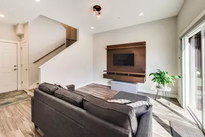 2259 W Coulter Street #4, Chicago, IL 60608 - Photo 9